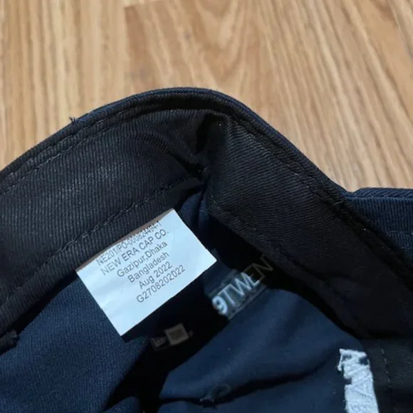 NEW Warner Brothers Discovery Navy New Era 9TWENTY Adjustable Unisex Hat Cap - Picture 3 of 4